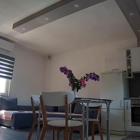 Katarina Apartment Pakostane Bagian luar foto